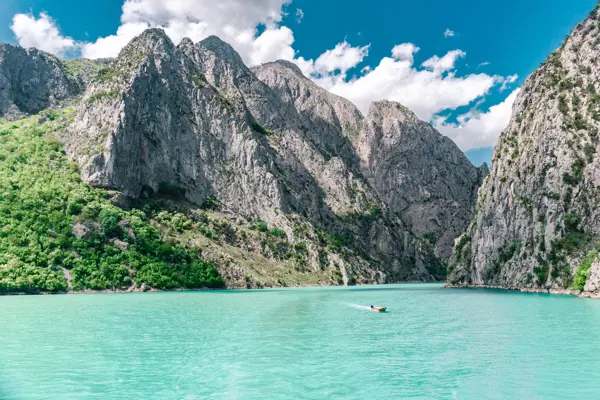 Home Swap Albania - Mountain Retreats for the Mindful Worker