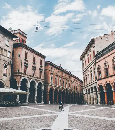 house swap in bologna