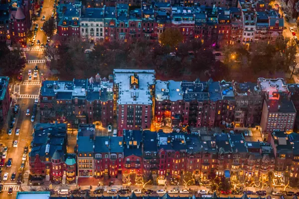 Home Swap Boston - Enjoy the Nightlife in the Seaport District