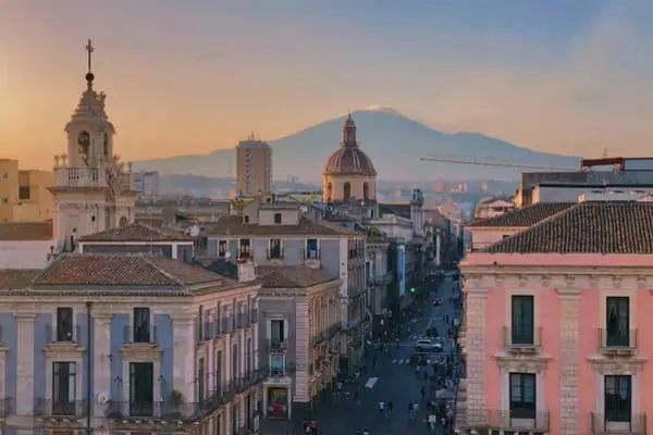 Home Swap Catania - Lava Stone, Market Noise, and Etna Overhead