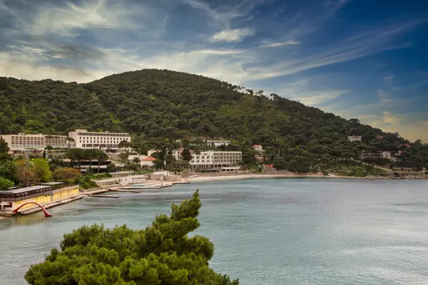 Home Swap Dubrovnik - Escape to the Beaches: Sun, Sea, and Sand