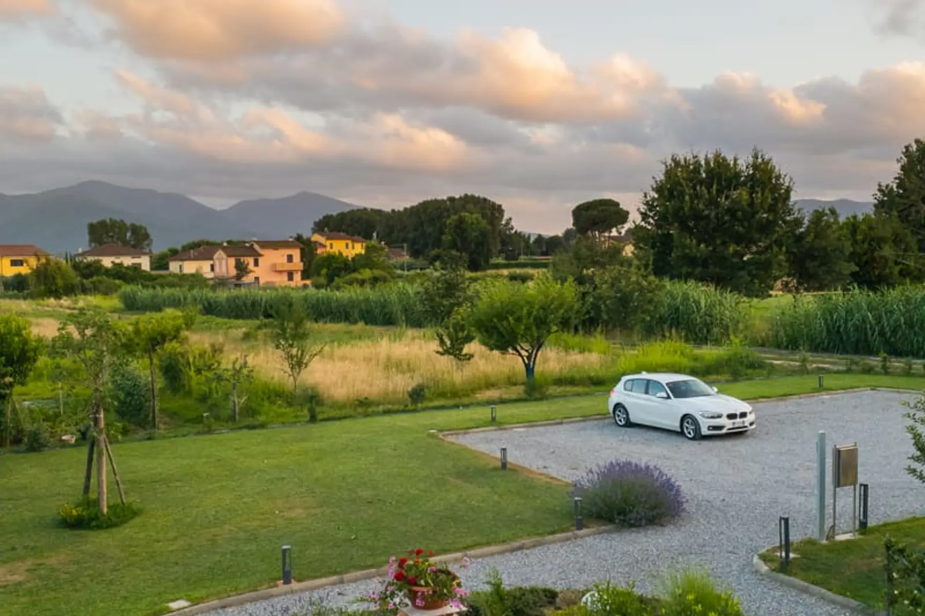 home description - home in Lucca, Italy