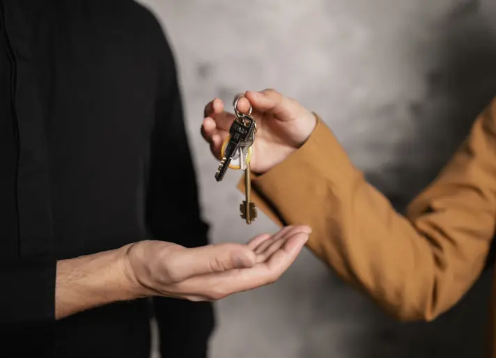 How to Coordinate Key Exchange for Your Home Swap?