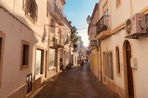 Home Swap Lagos (Algarve) - Work and Play like a Local with Swaphouse