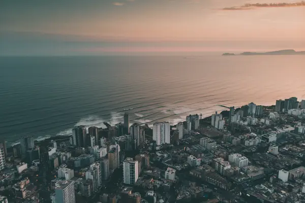 Home Swap Lima - Stay Connected with Fast Wi-Fi