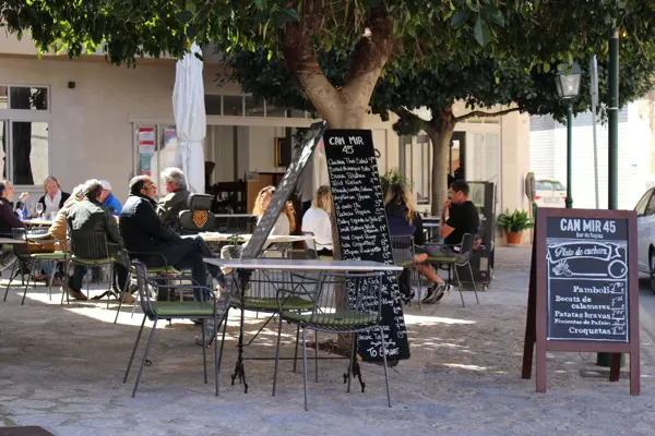 Home Swap Mallorca - Work-Friendly Amenities