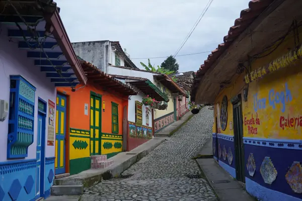 Home Swap Medellin - Experience the Best of Medellin's Culture