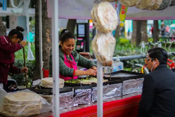 Home Swap Mexico City - Sample the Local Cuisine
