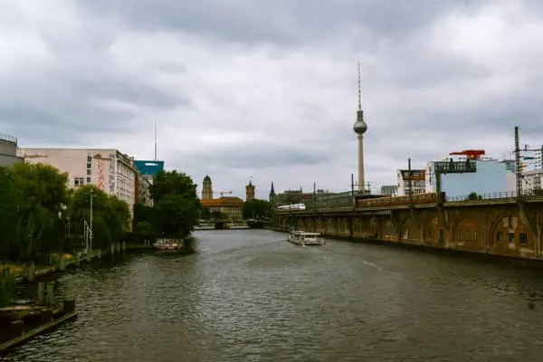 Home Swap Neukölln - A Neighborhood with Edges, Warmth, and Energy
