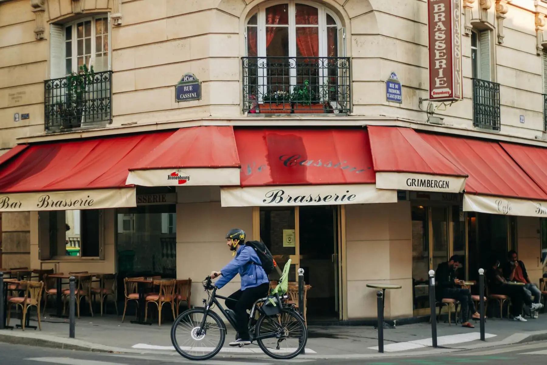 workation in paris bike