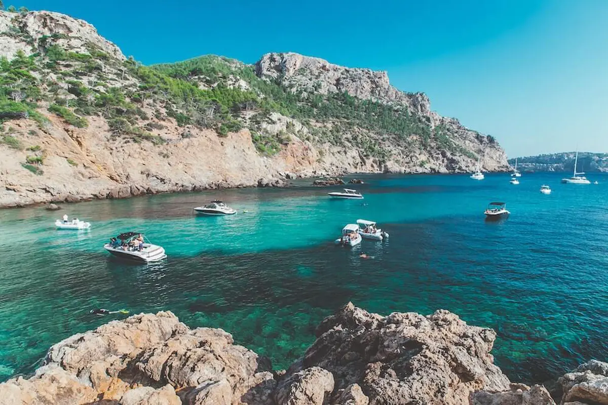 work remotely winter mallorca