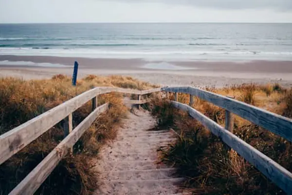 Home Swap Tauranga - Harbor Mornings and Mount Maunganui Afternoons