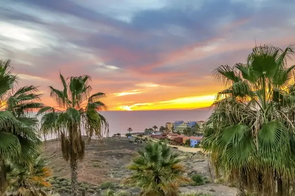 Home Swap Tenerife - Escape to Tenerife: A Digital Nomad's Paradise