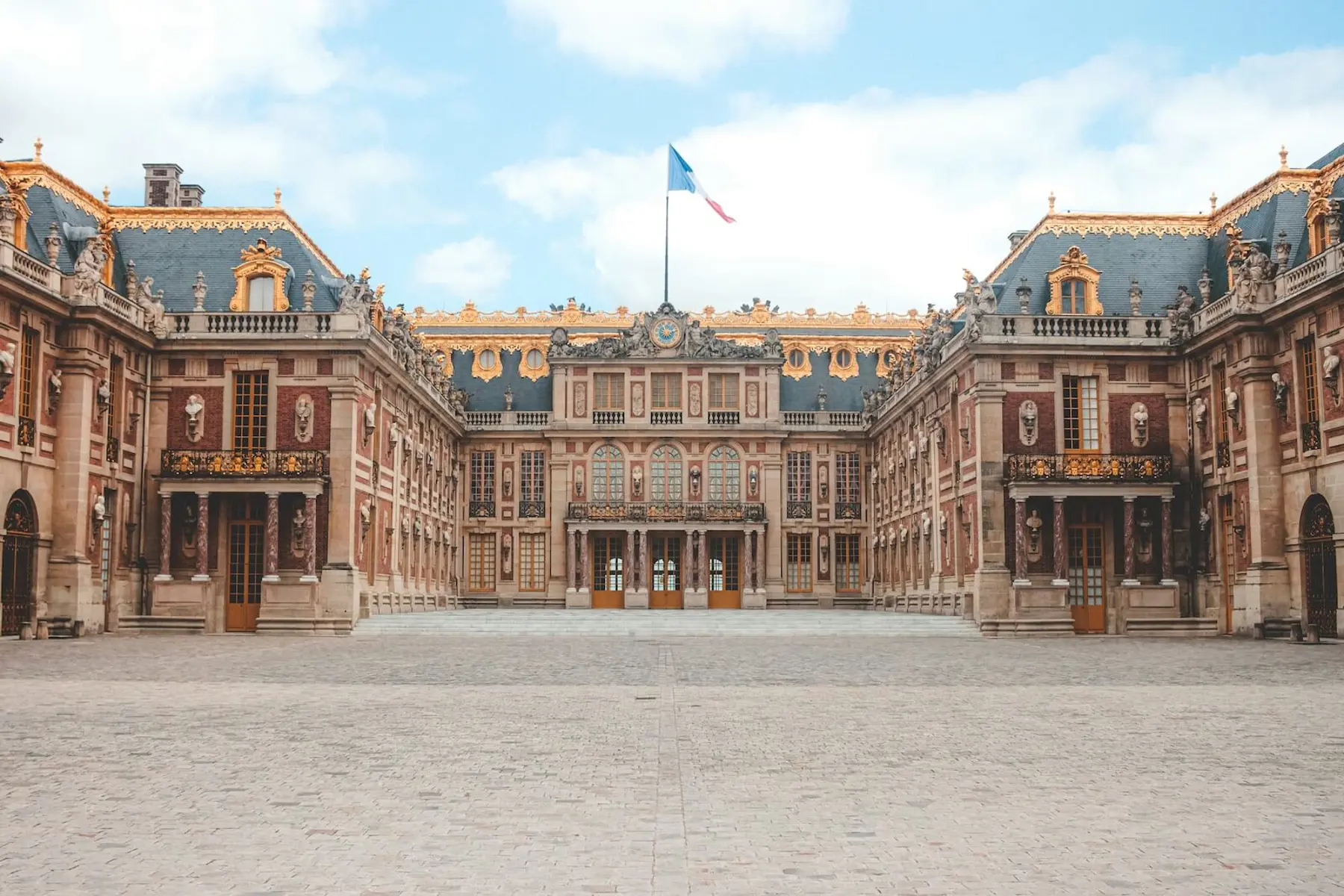 paris day trip versailles
